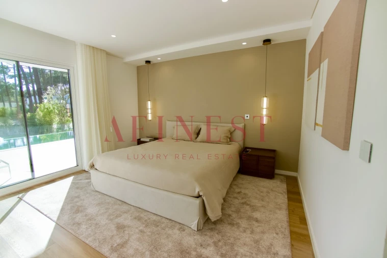 Moradia T5 para Venda em Charneca de Caparica e Sobreda Foto 29