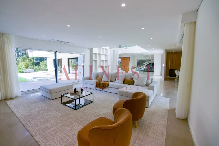 Moradia T5 para Venda em Charneca de Caparica e Sobreda Foto 15