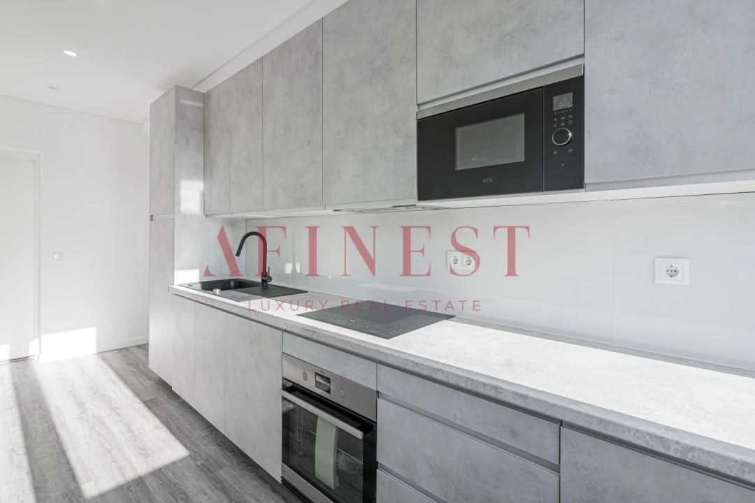 Apartamento T2 para Venda em Massamá e Monte Abraão Foto 2