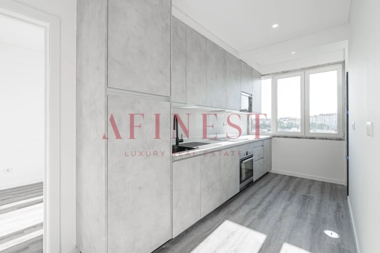 Apartamento T2 para Venda em Massamá e Monte Abraão Foto 4