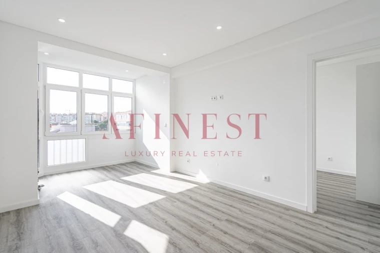 Apartamento T2 para Venda em Massamá e Monte Abraão Foto 12