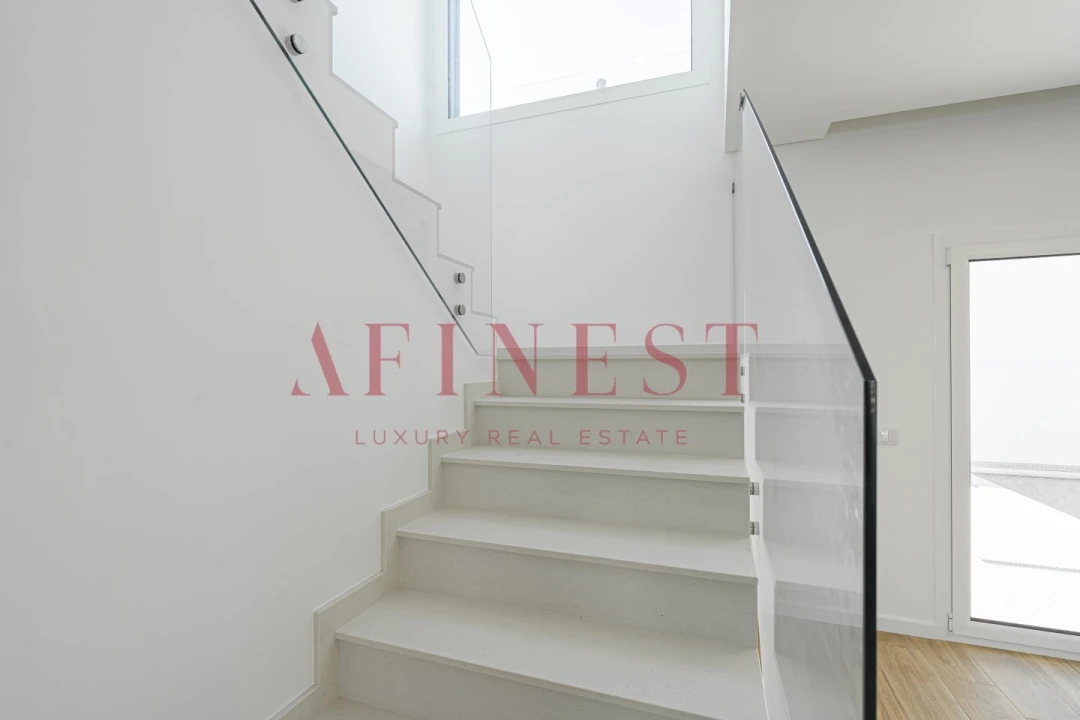 Moradia T4 para Venda em Amora Foto 17