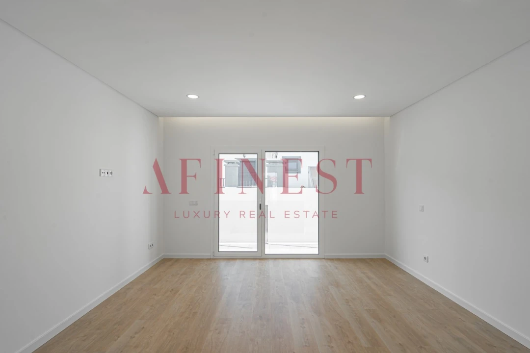 Moradia T4 para Venda em Amora Foto 19