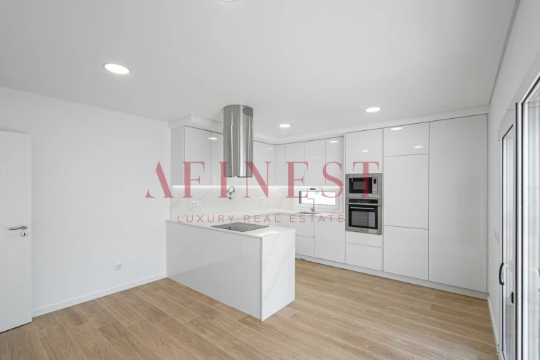 Moradia T4 para Venda em Amora Foto 10