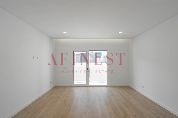 Moradia T4 para Venda em Amora Foto 19