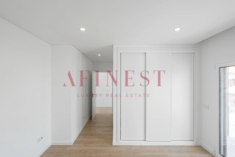 Moradia T4 para Venda em Amora Foto 30