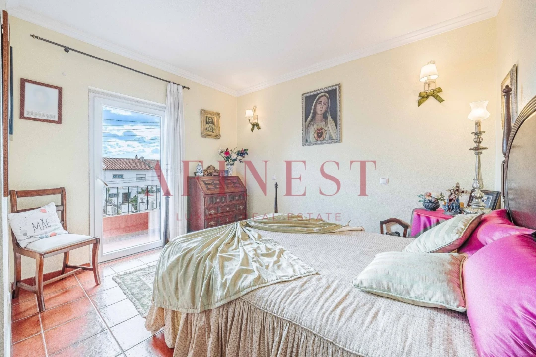 Moradia T7 para Venda em Carcavelos e Parede Foto 31