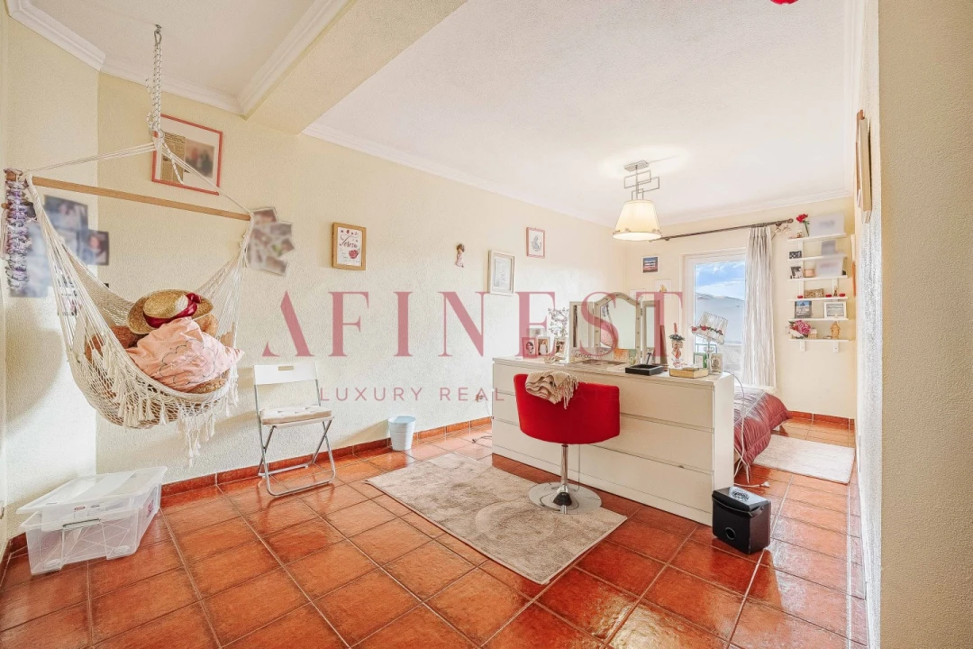 Moradia T7 para Venda em Carcavelos e Parede Foto 42