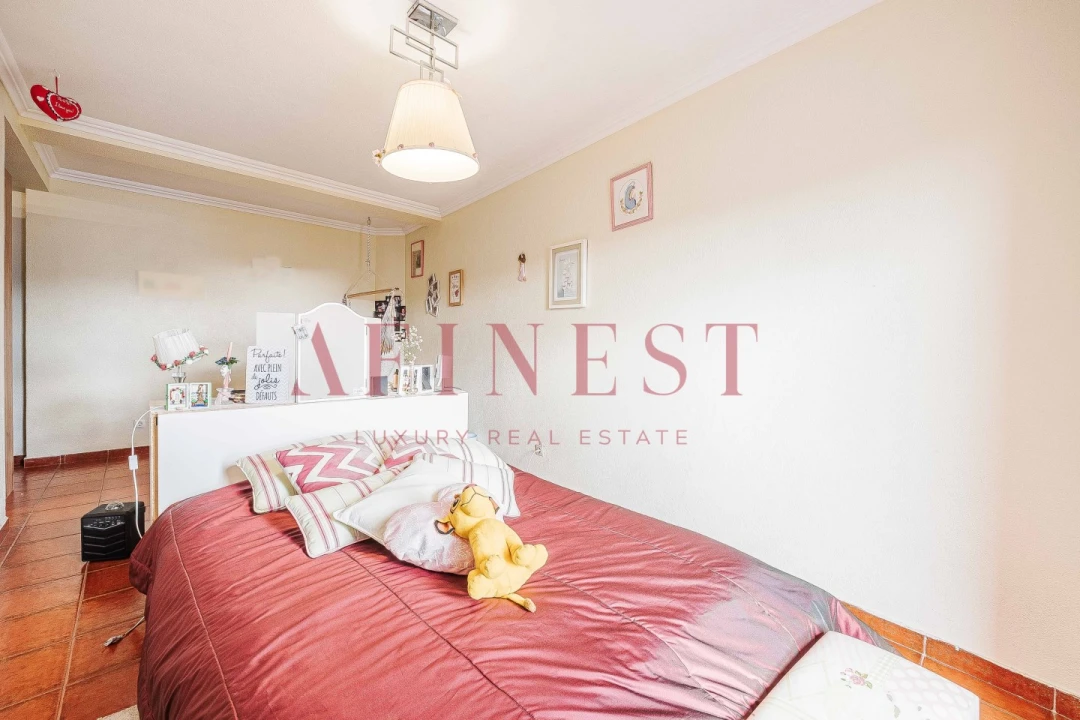 Moradia T7 para Venda em Carcavelos e Parede Foto 46