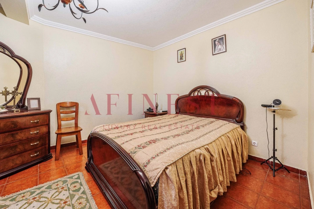 Moradia T7 para Venda em Carcavelos e Parede Foto 48