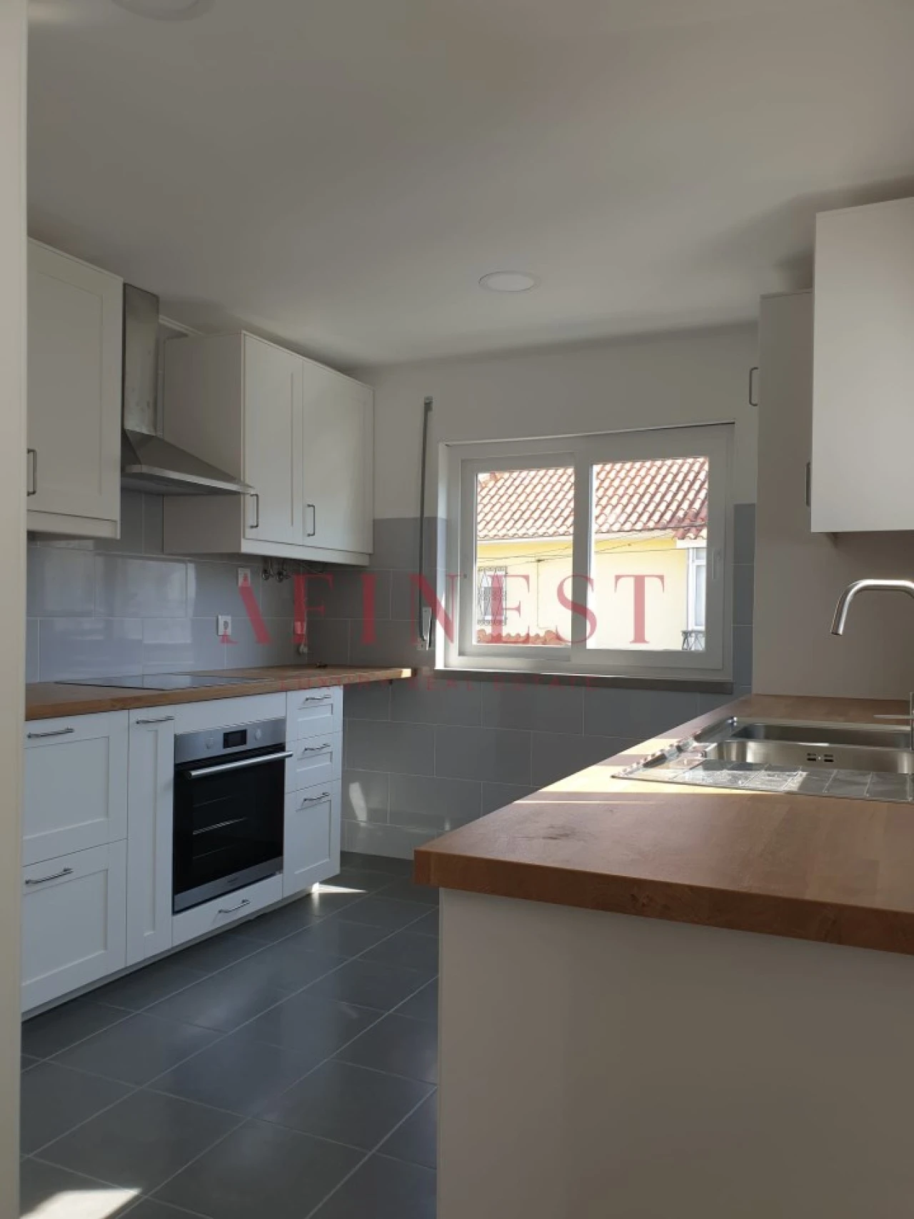 Moradia T4 para Venda em Carcavelos e Parede Foto 76