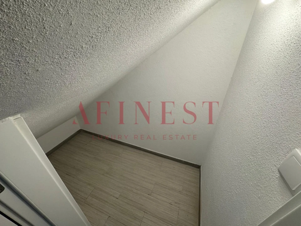 Moradia T4 para Venda em Corroios Foto 16