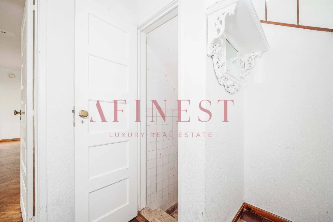 Moradia T4 para Venda em Algés, Linda-A-Velha e Cruz Quebrada-Dafundo Foto 28