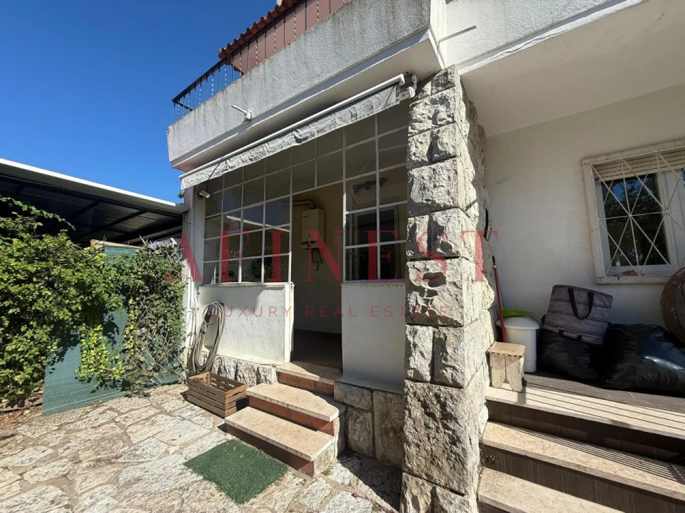 Moradia T4 para Venda em Algés, Linda-A-Velha e Cruz Quebrada-Dafundo Foto 3