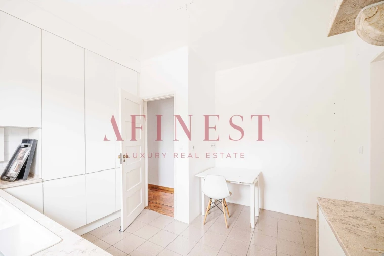 Moradia T4 para Venda em Algés, Linda-A-Velha e Cruz Quebrada-Dafundo Foto 15