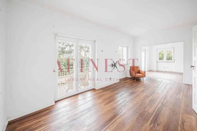 Moradia T4 para Venda em Algés, Linda-A-Velha e Cruz Quebrada-Dafundo Foto 5