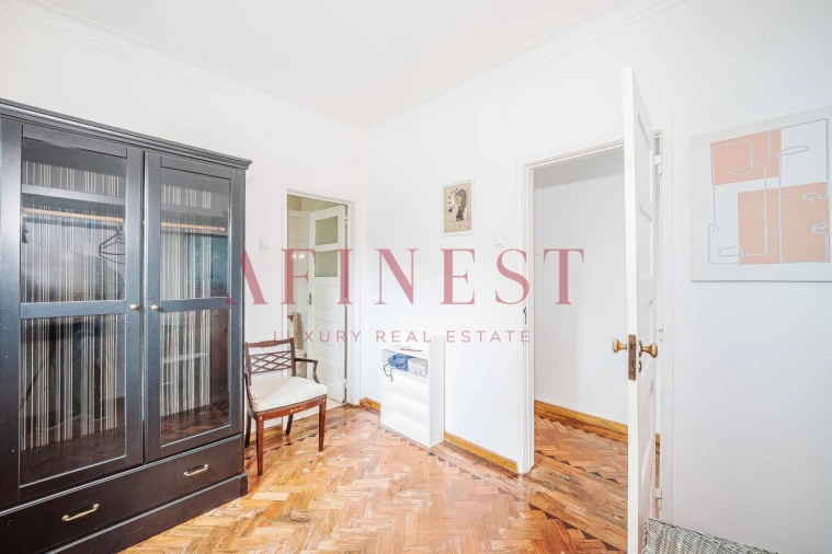 Moradia T4 para Venda em Algés, Linda-A-Velha e Cruz Quebrada-Dafundo Foto 14