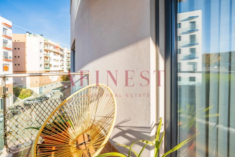 Apartamento T3 para Venda em Ramada e Caneças Foto 38