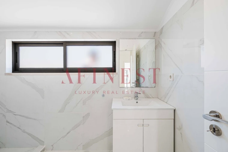 Apartamento T4 para Venda em Cascais e Estoril Foto 40