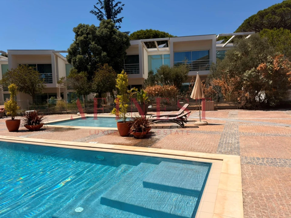 Moradia T2 para Venda em Cascais e Estoril Foto 1
