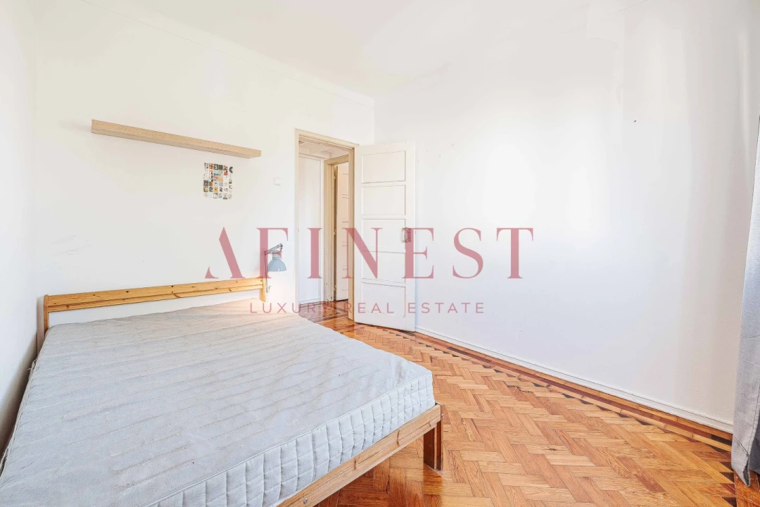 Apartamento T2 para Venda em Penha de França Foto 20