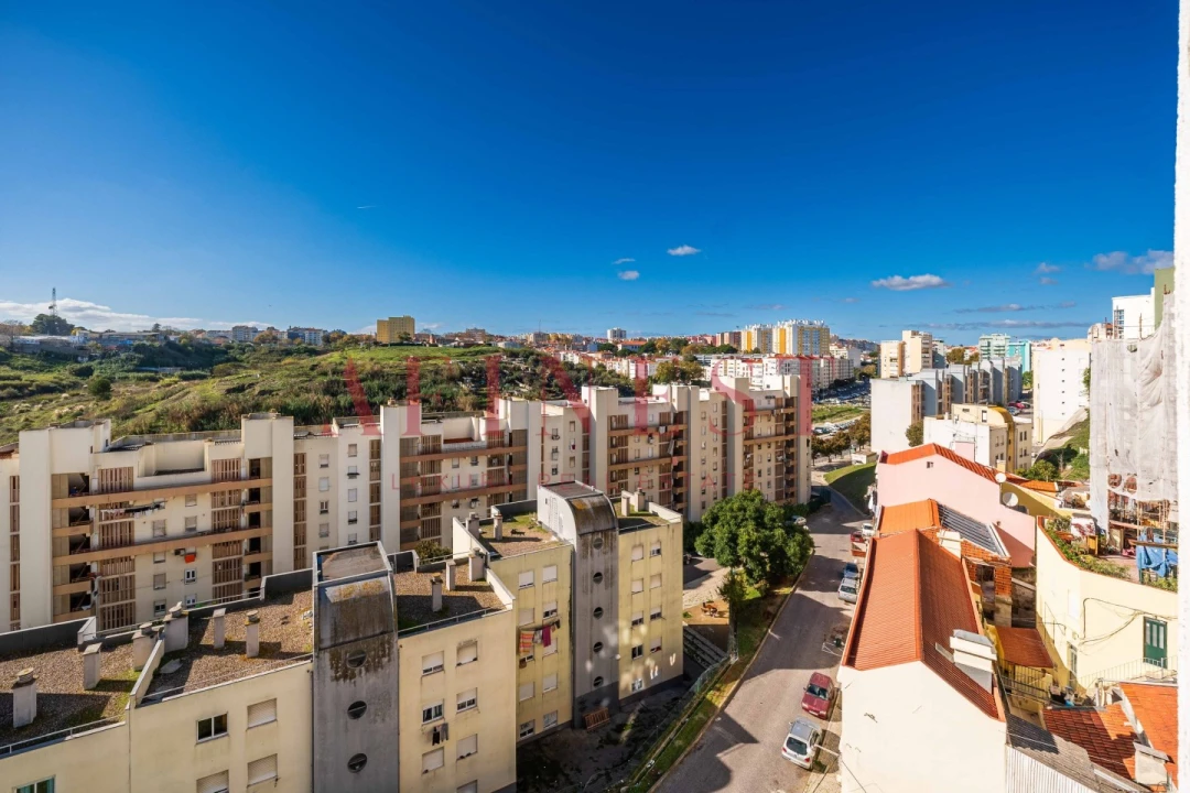 Apartamento T2 para Venda em Penha de França Foto 34