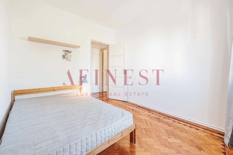 Apartamento T2 para Venda em Penha de França Foto 20