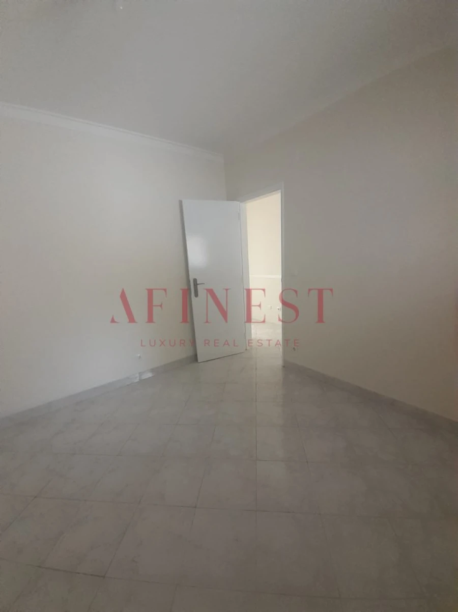 Apartamento T1 para Venda em São João das Lampas e Terrugem Foto 13