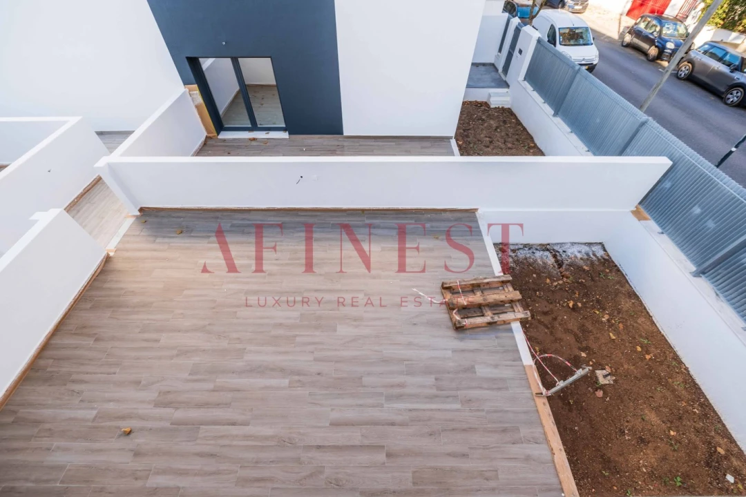 Moradia T4 para Venda em Cascais e Estoril Foto 30