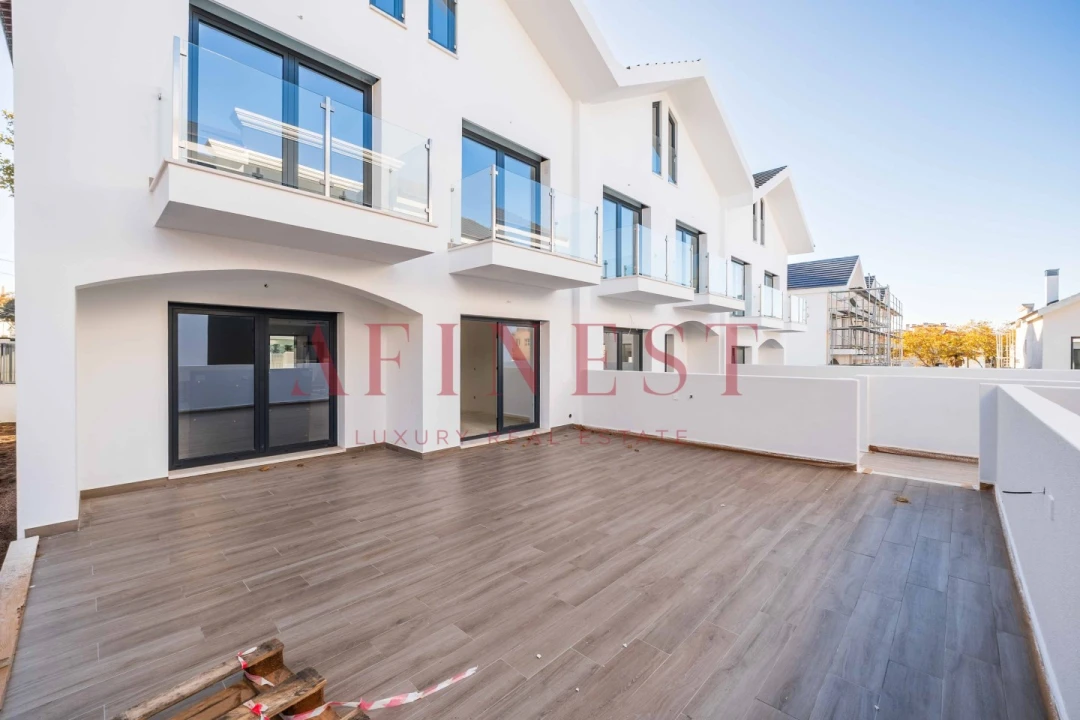 Moradia T4 para Venda em Cascais e Estoril Foto 1