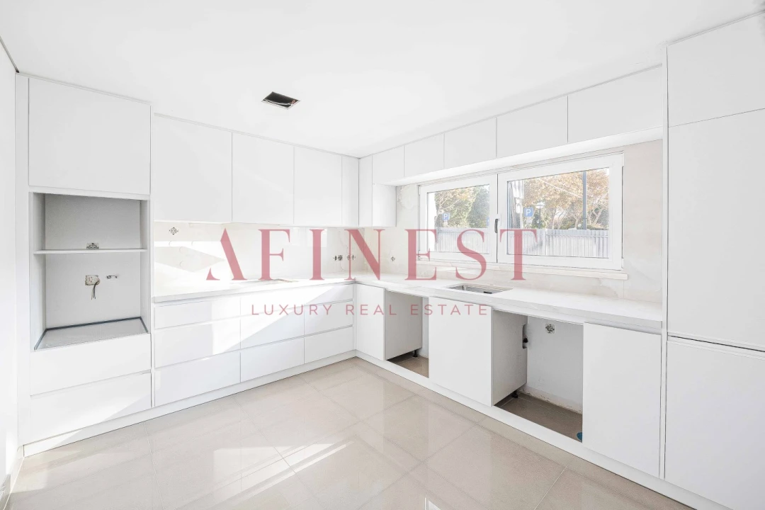 Moradia T4 para Venda em Cascais e Estoril Foto 5