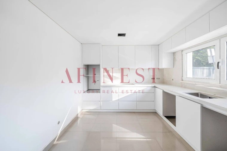 Moradia T4 para Venda em Cascais e Estoril Foto 4