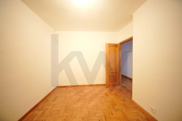 Moradia T4 para Venda em Rio Maior Foto 17