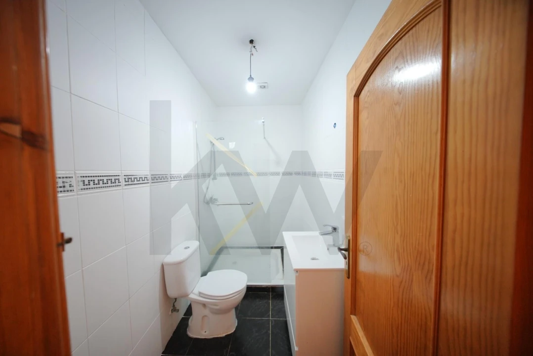 Moradia T4 para Venda em Rio Maior Foto 13