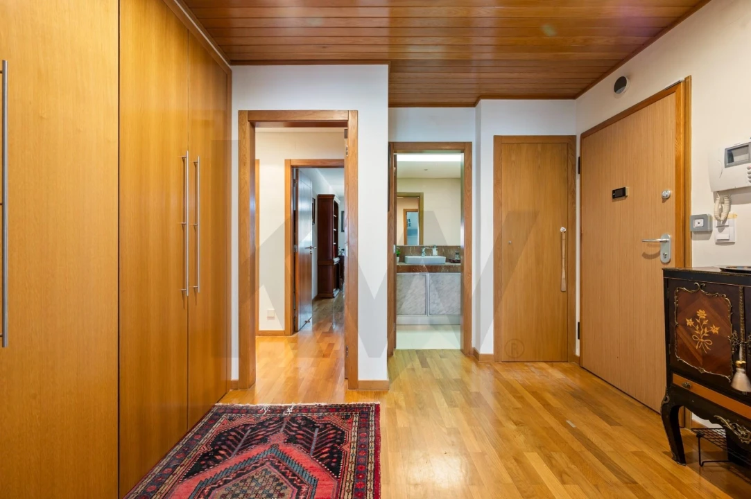 Apartamento T3 para Venda em Algés, Linda-A-Velha e Cruz Quebrada-Dafundo Foto 16