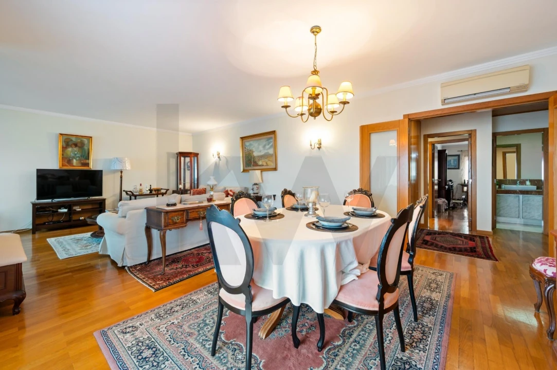 Apartamento T3 para Venda em Algés, Linda-A-Velha e Cruz Quebrada-Dafundo Foto 8