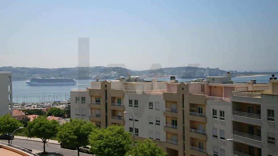 Apartamento T3 para Venda em Algés, Linda-A-Velha e Cruz Quebrada-Dafundo Foto 5