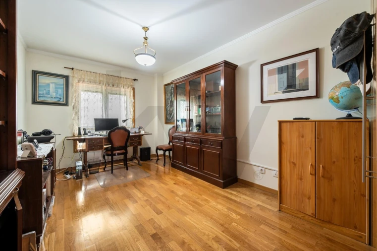 Apartamento T3 para Venda em Algés, Linda-A-Velha e Cruz Quebrada-Dafundo Foto 23