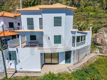 Moradia T2 para Venda em Ponta do Sol