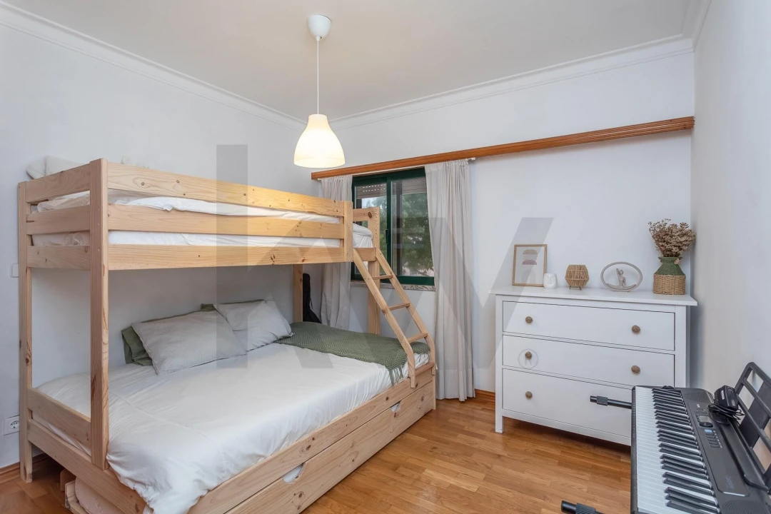 Apartamento T2 para Venda em Carcavelos e Parede Foto 14