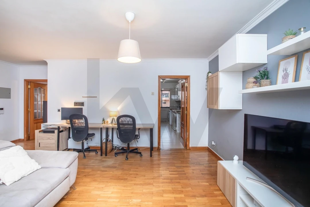 Apartamento T2 para Venda em Carcavelos e Parede Foto 6