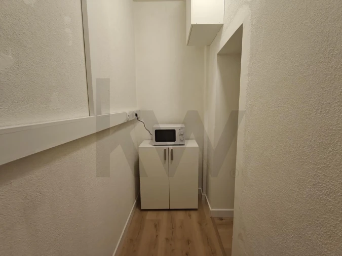 Loja para Arrendamento em Amora Foto 10