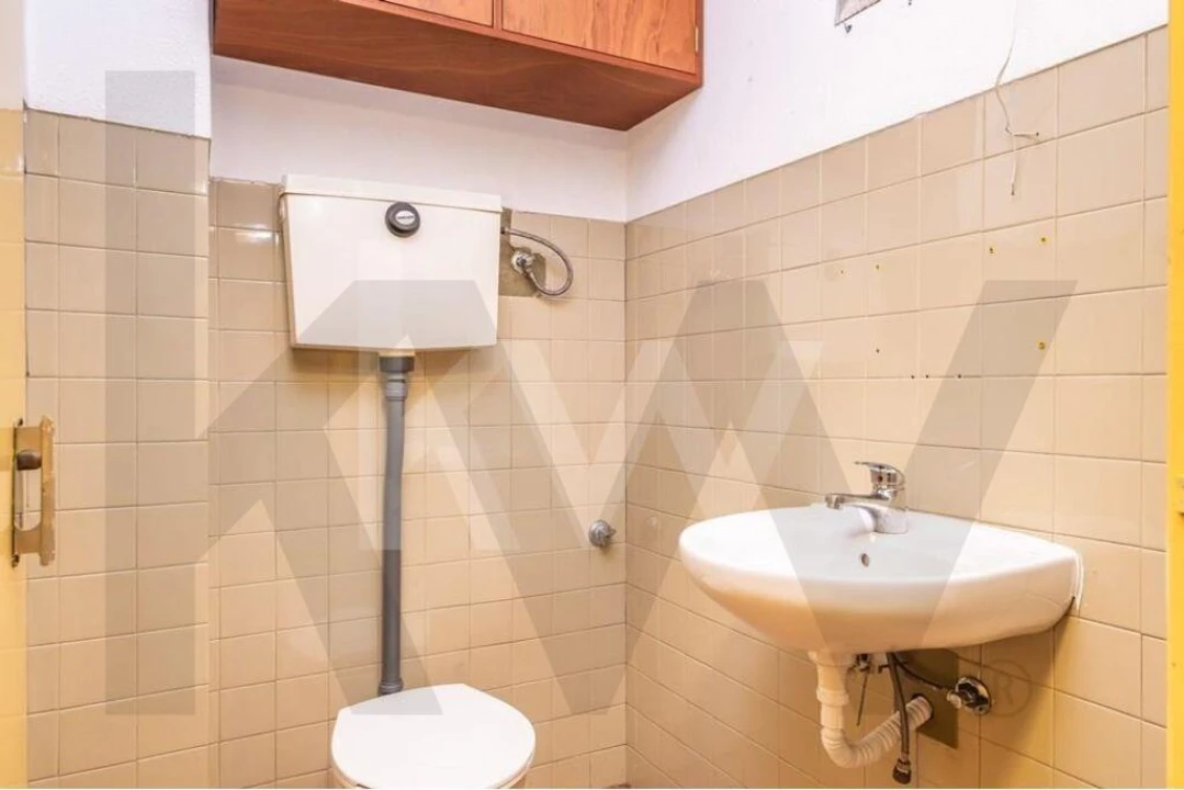 Escritório para Arrendamento em Funchal (Santa Luzia) Foto 13