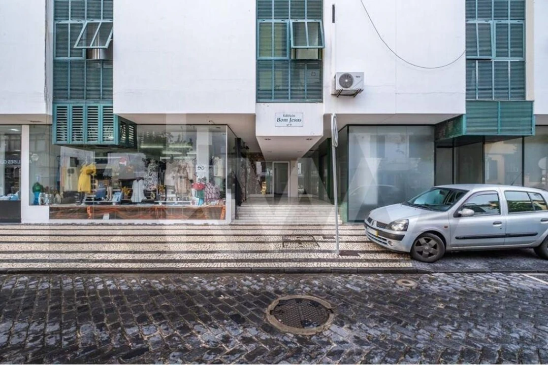 Escritório para Arrendamento em Funchal (Santa Luzia) Foto 2
