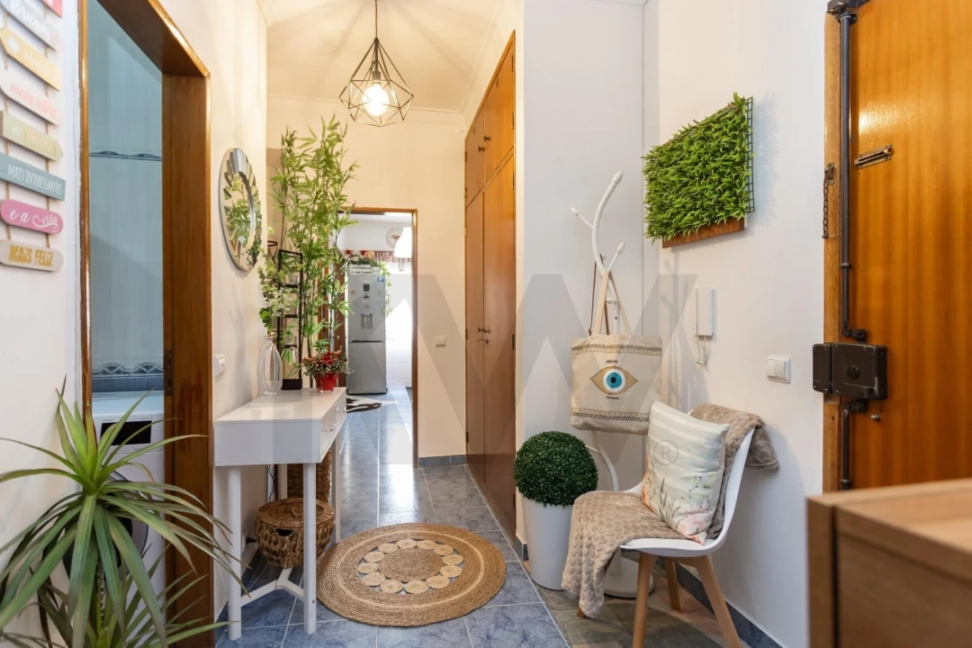 Apartamento T2 para Venda em Amora Foto 8