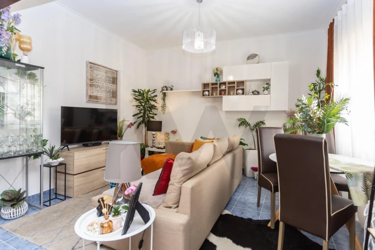 Apartamento T2 para Venda em Amora Foto 11