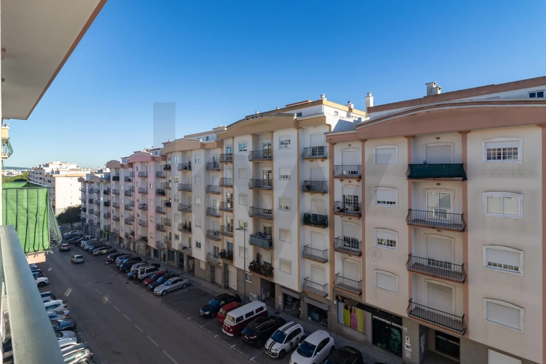 Apartamento T2 para Arrendamento em Amora Foto 22