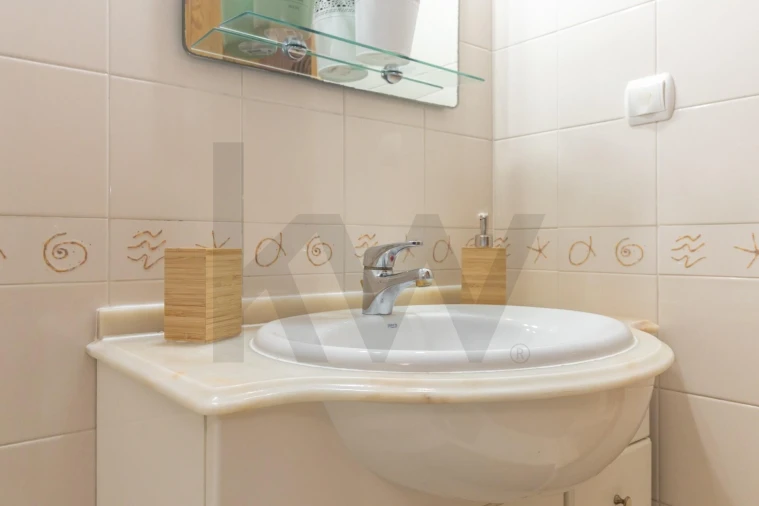 Apartamento T2 para Arrendamento em Amora Foto 10