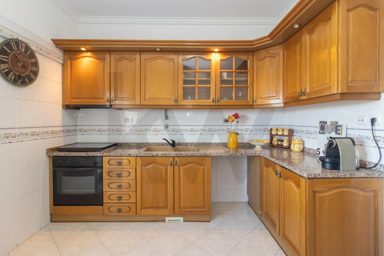 Apartamento T2 para Arrendamento em Amora Foto 27