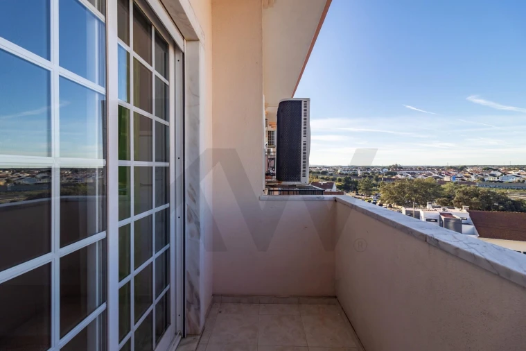 Apartamento T2 para Arrendamento em Amora Foto 28